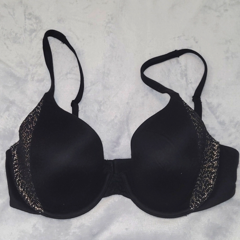 {Victoria's Secret} Body By Victoria lined perfect coverage Bra